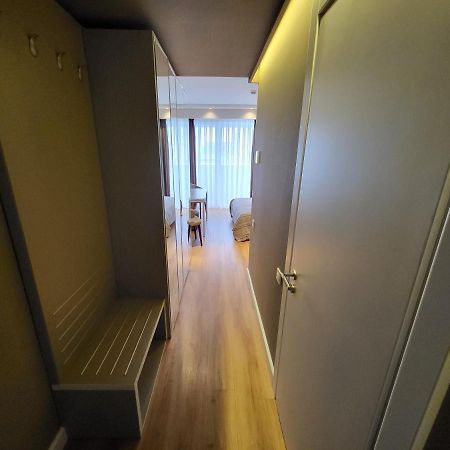 Black Sea Apartments Alliance Palace Batoumi Extérieur photo