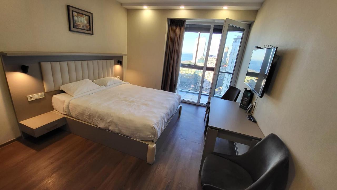 Black Sea Apartments Alliance Palace Batoumi Extérieur photo