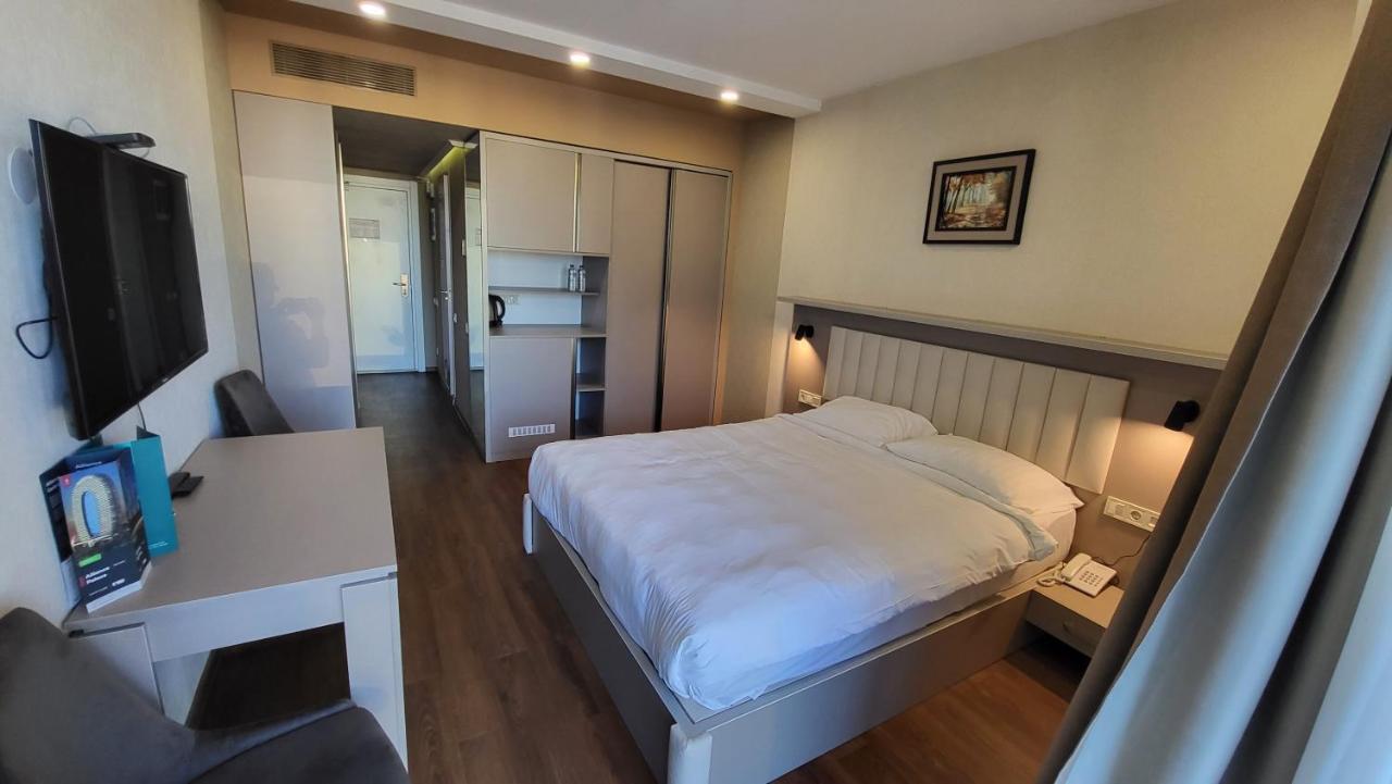 Black Sea Apartments Alliance Palace Batoumi Extérieur photo
