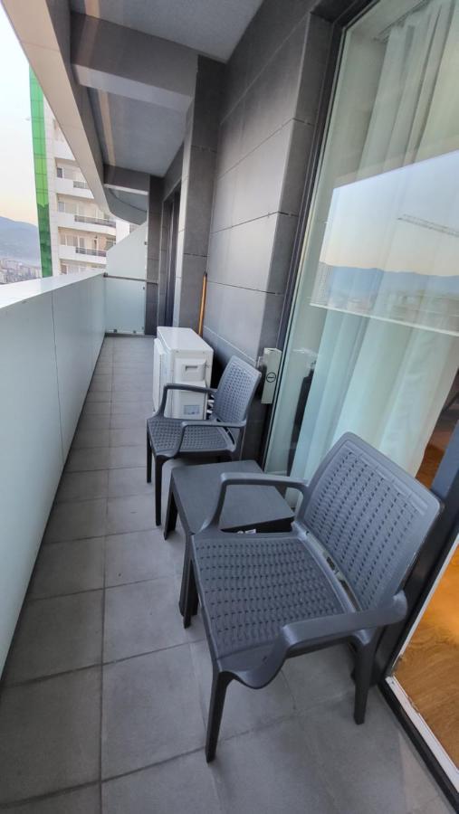 Black Sea Apartments Alliance Palace Batoumi Extérieur photo