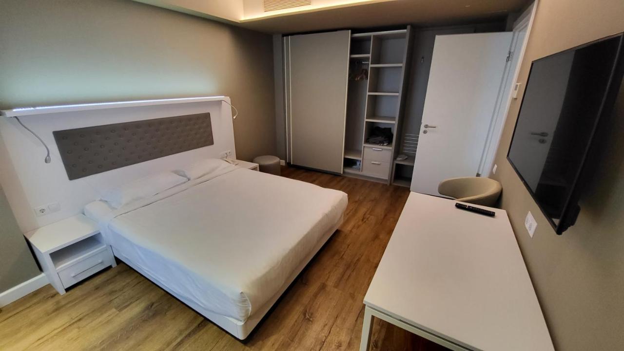 Black Sea Apartments Alliance Palace Batoumi Extérieur photo
