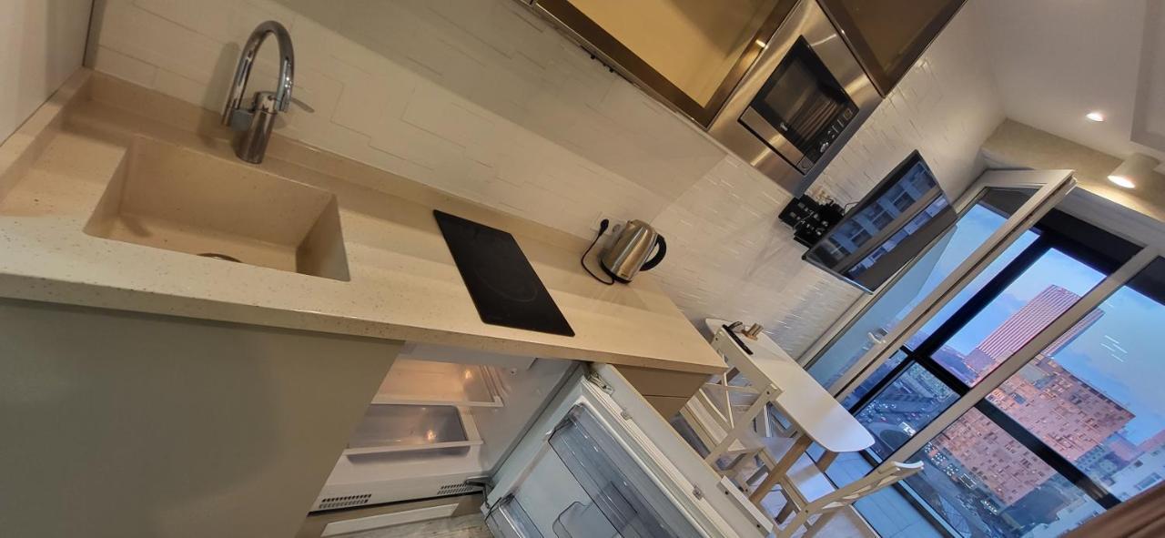 Black Sea Apartments Alliance Palace Batoumi Extérieur photo